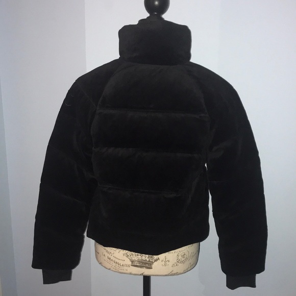 ❗️1 S LEFT❗️🆕 Juicy Couture Velour Down Jacket - Picture 6 of 8